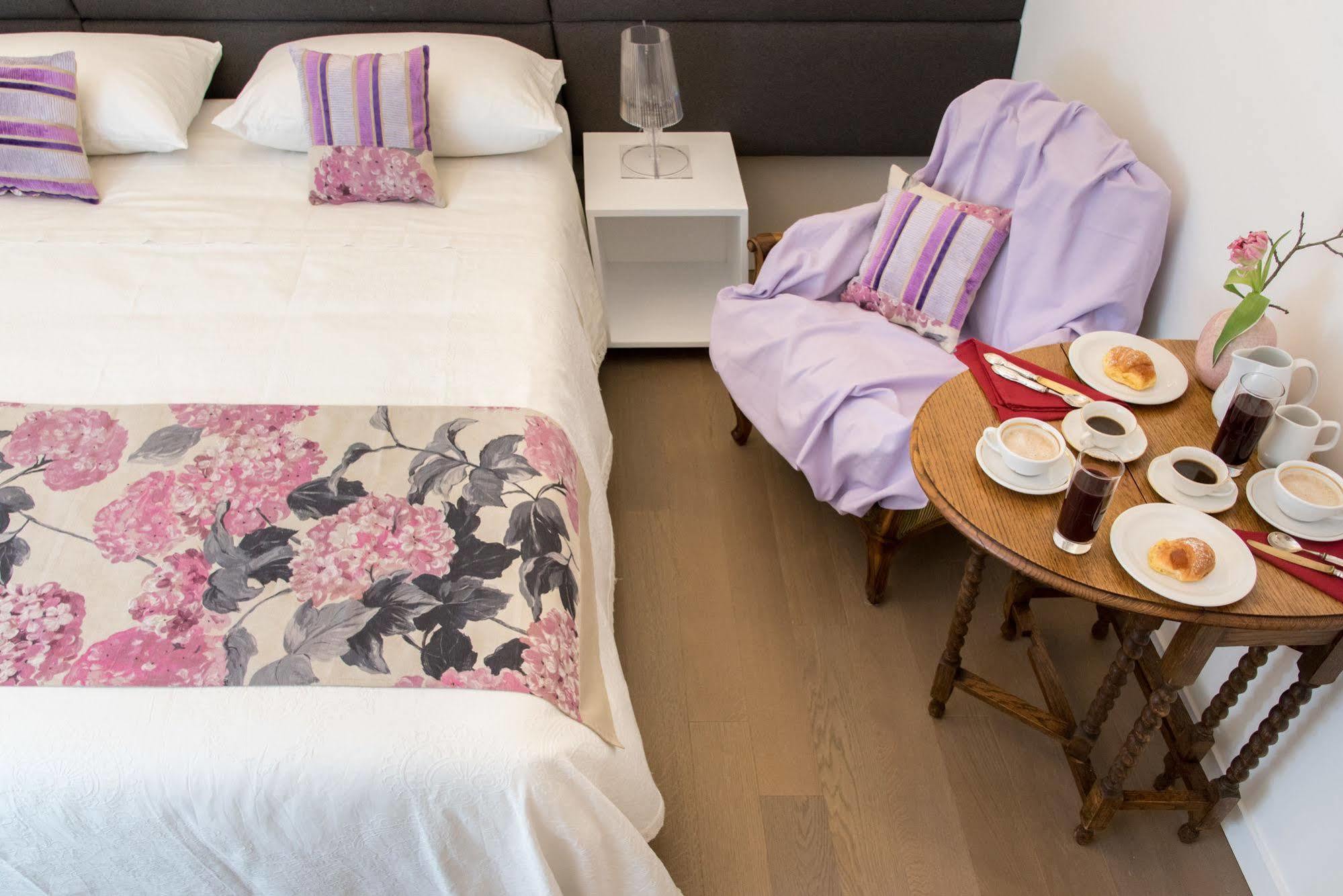 Approdo Ripetta Bed & Breakfast Roma Ngoại thất bức ảnh